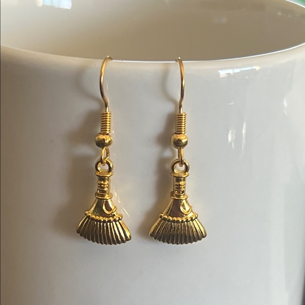 Elegant Gold Dangle Earrings